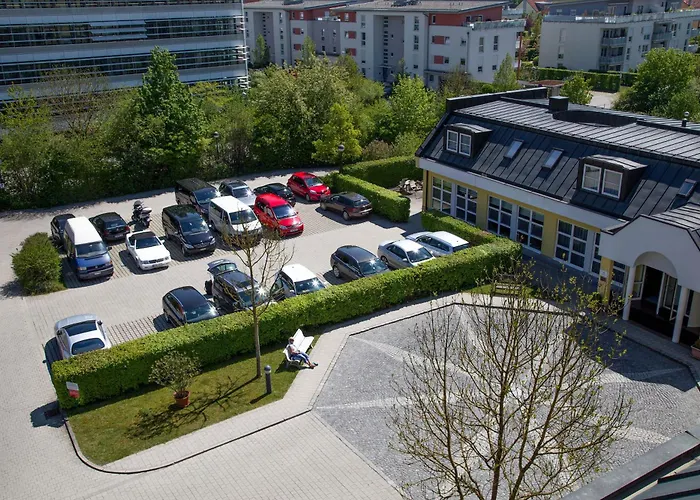 Alarun Munich By Mayburgh