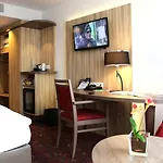 Alarun Munich By Mayburgh Hotel Unterschleissheim