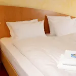 Alarun Munich By Mayburgh Hotel Unterschleissheim