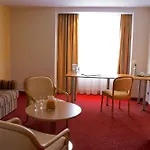 Alarun Munich By Mayburgh Hotel Unterschleissheim