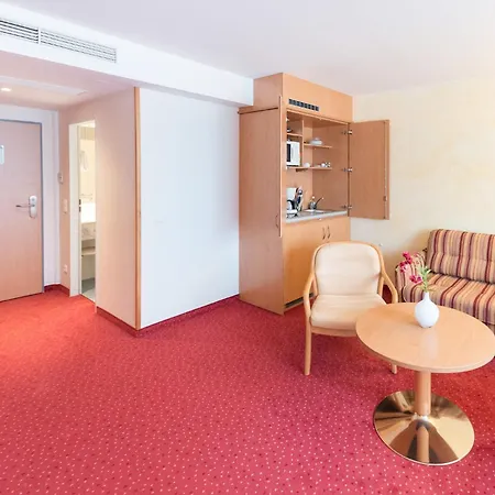 Alarun Munich By Mayburgh 4*