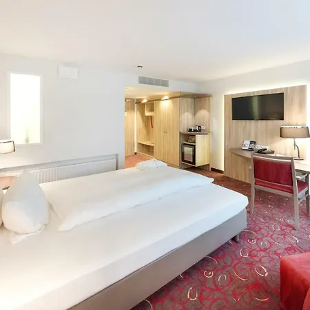 Hotel Alarun 4*
