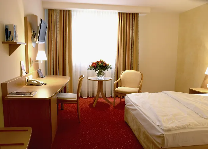 Alarun Munich By Mayburgh 4*